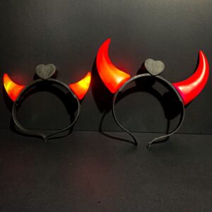 Cintillo diablo/a